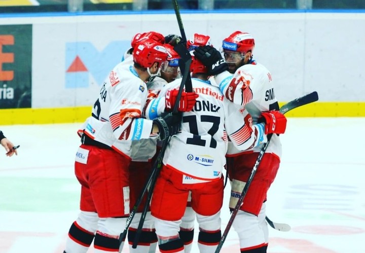 NHL sa stále neozvala, európske hviezdy doma predlžujú kontrakty